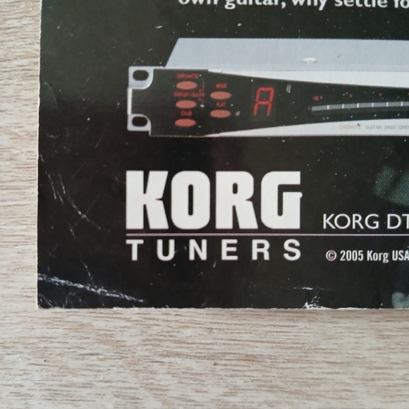 Guitar World Magazine September 2005 The Edge - Celebrates 25 Years of U2 - Picture 4 of 11